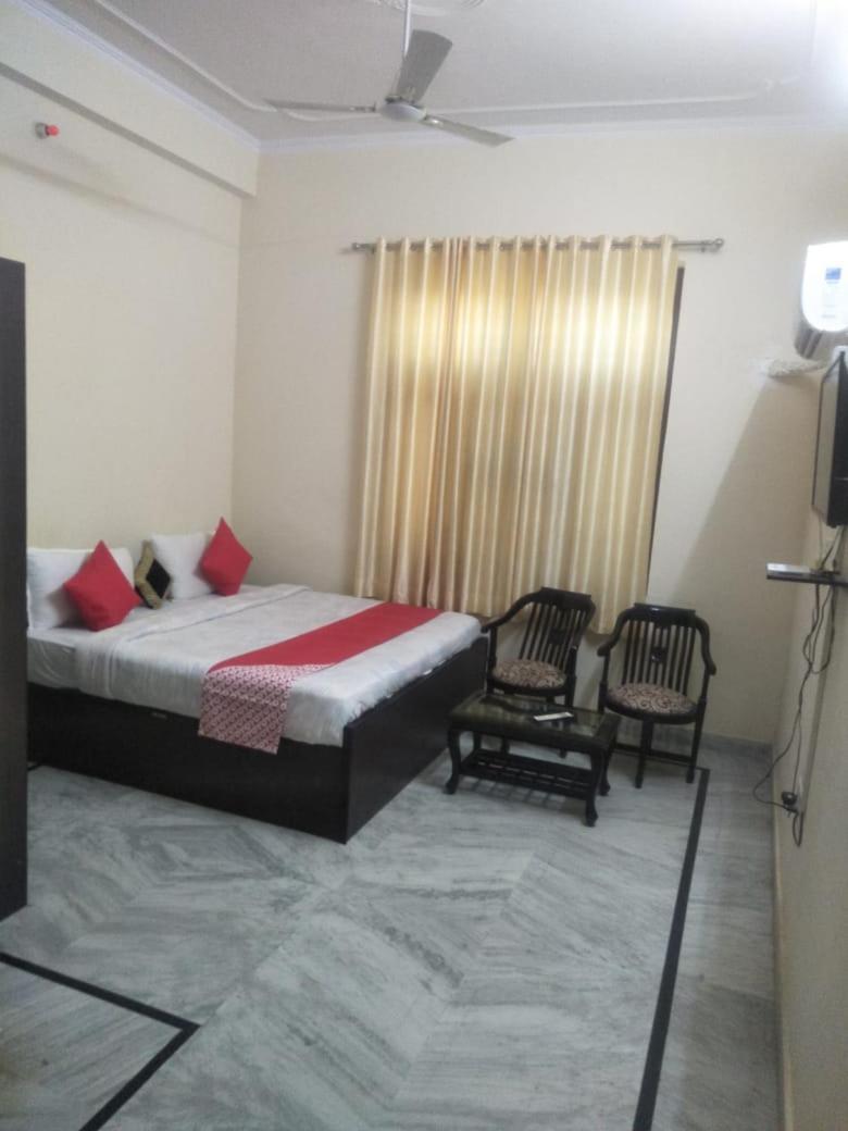 Hotel Tiger Regency Resort Sawai Madhopur Oda fotoğraf