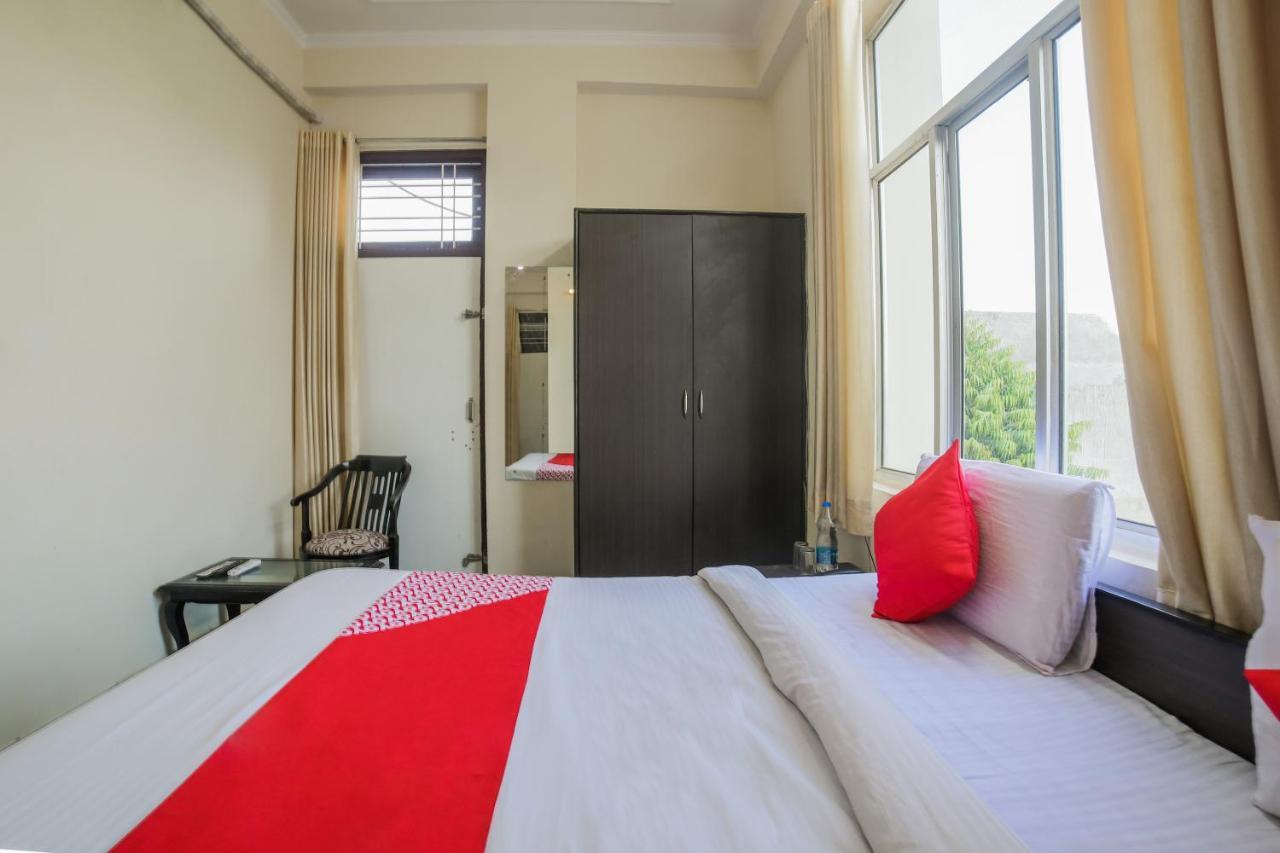 Hotel Tiger Regency Resort Sawai Madhopur Oda fotoğraf